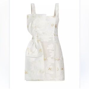 ELLIAT OCTAVIA BOW DRESS
SIZE SMALL